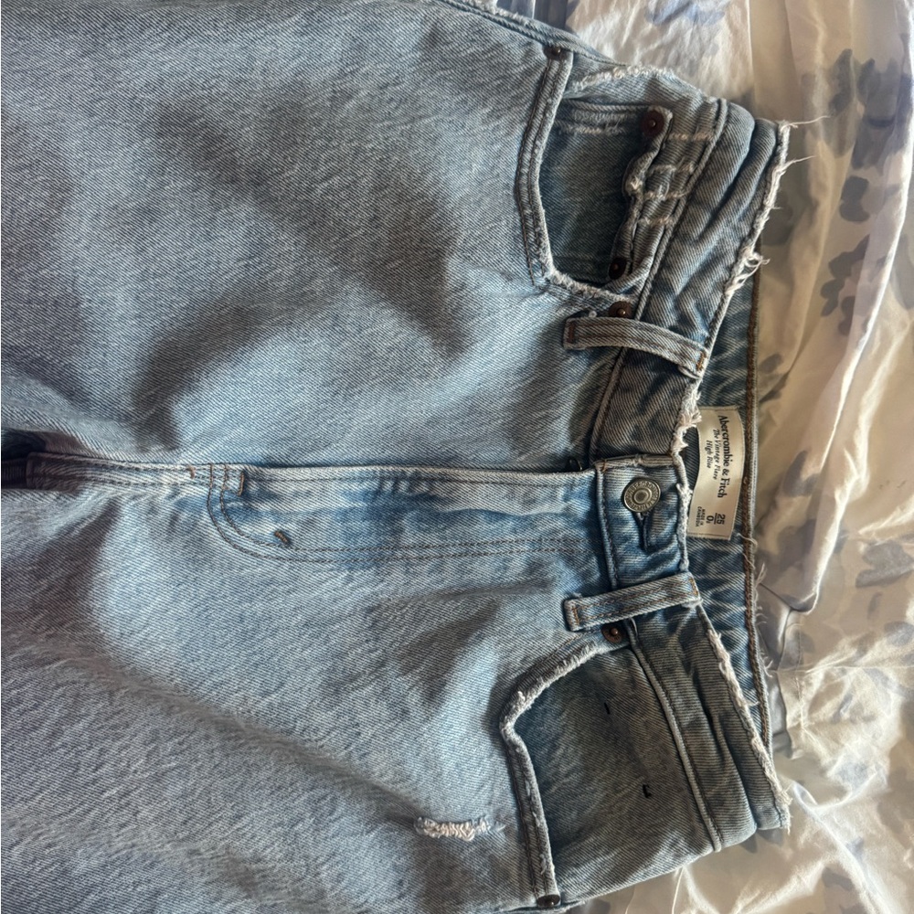 Vintage High Rise Flare Jeans - Light Blue - Picture 4 of 5